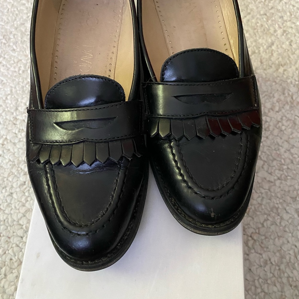 Joan and David Leather Loafer. Women’s size 37.